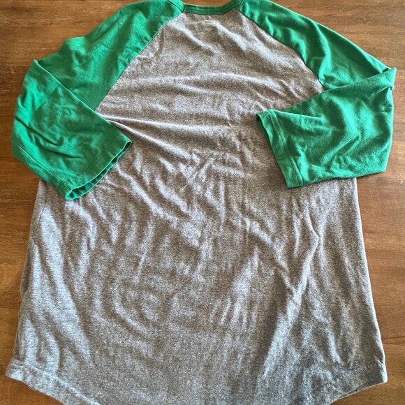 St Louis Cardinals‎ Large Womens Light Gray T-shirt Green Half Sleeves Lettering - Picture 2 of 7